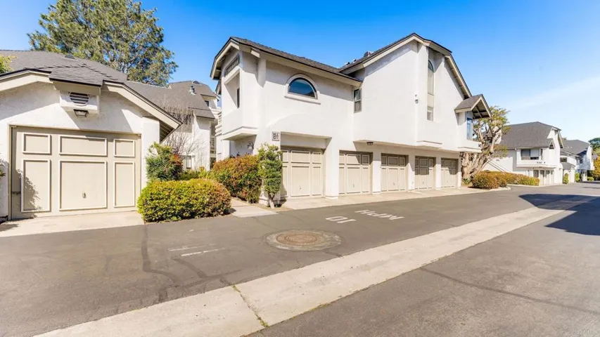 542 Via De La Valle H, Solana Beach, California 92075