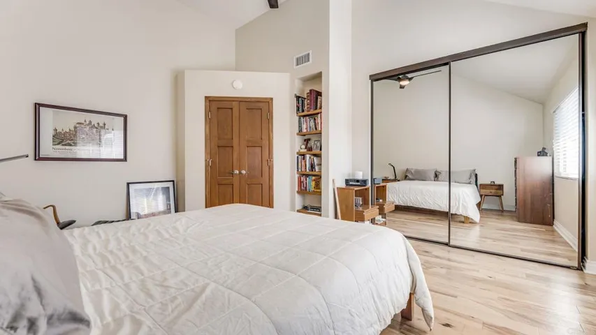 542 Via De La Valle H, Solana Beach, California 92075