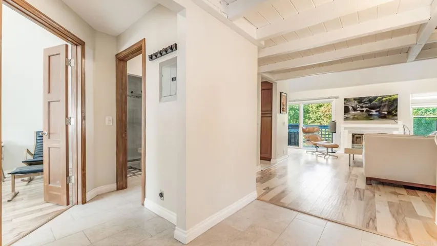 542 Via De La Valle H, Solana Beach, California 92075