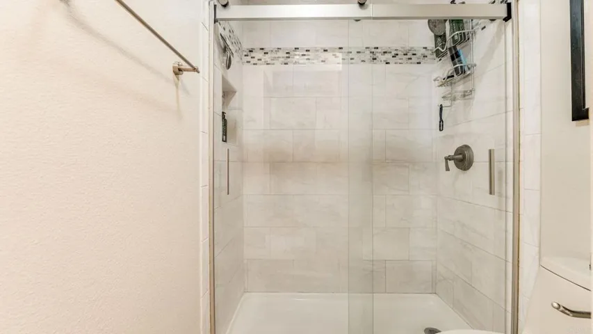 542 Via De La Valle H, Solana Beach, California 92075