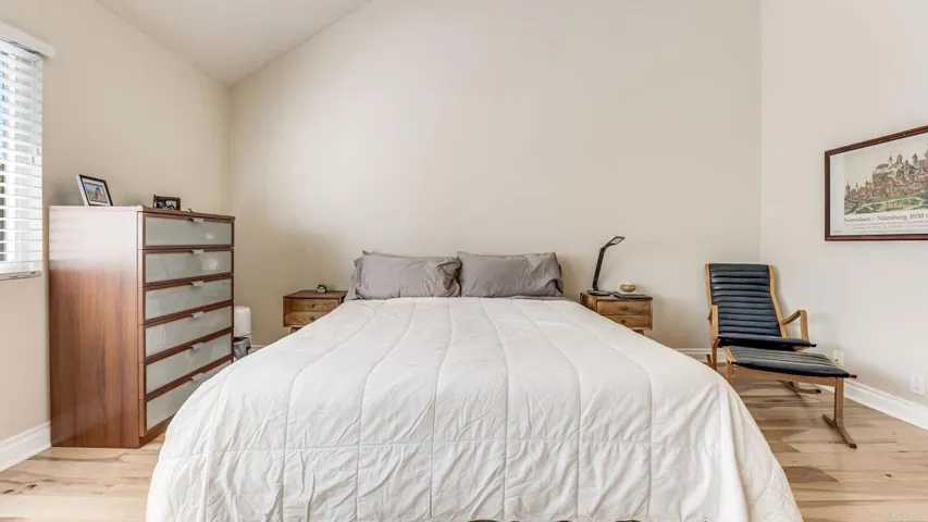 542 Via De La Valle H, Solana Beach, California 92075