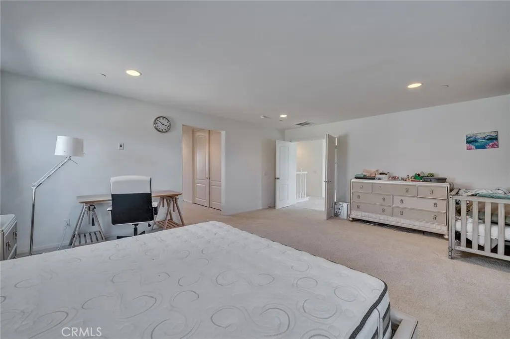 14595 Viva Drive, Eastvale, California 92880 home-pic-17