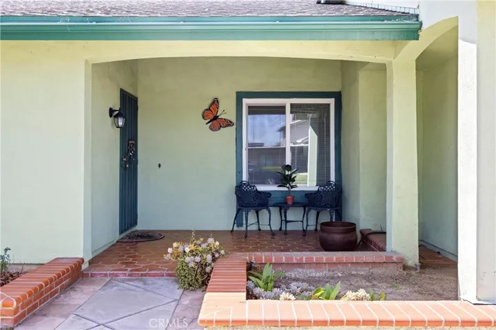 Front Entrance Patio Area