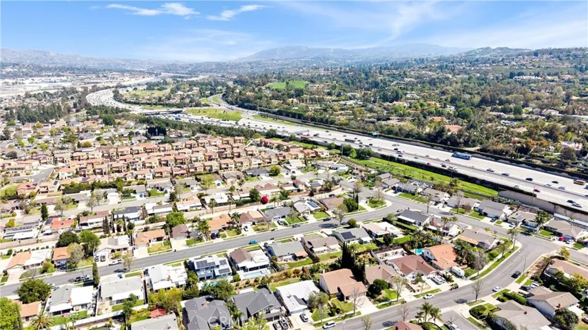 Centrally located to 91/55 freeways and Toll Roads