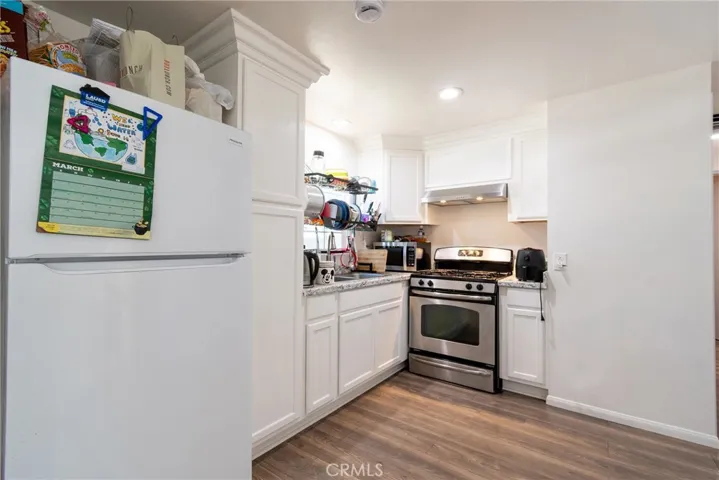 4015 Mountain # 27 Drive, San Bernardino, California 92407