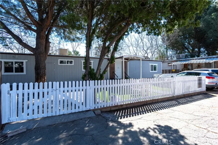 4015 Mountain # 27 Drive, San Bernardino, California 92407