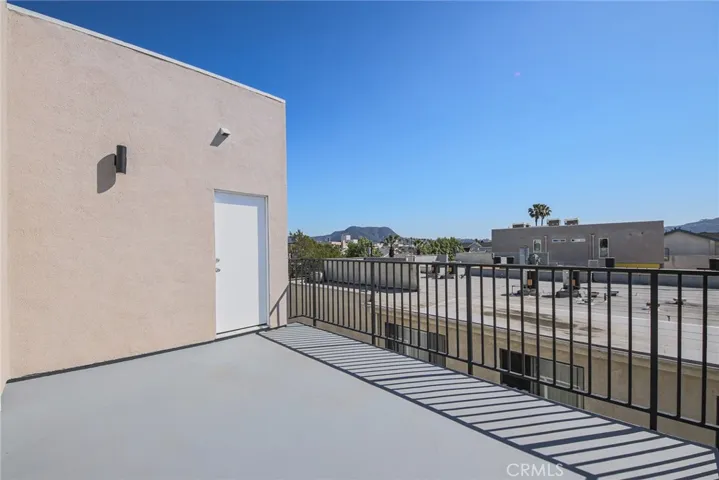 5263 Cartwright Avenue, North Hollywood, California 91601