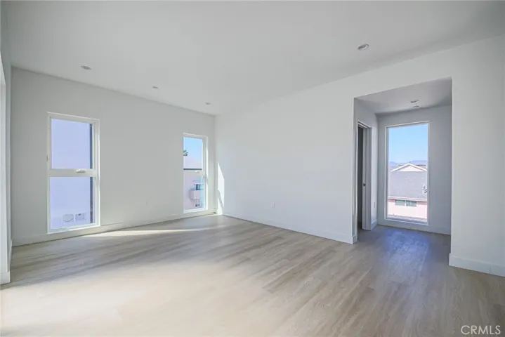 5263 Cartwright Avenue, North Hollywood, California 91601