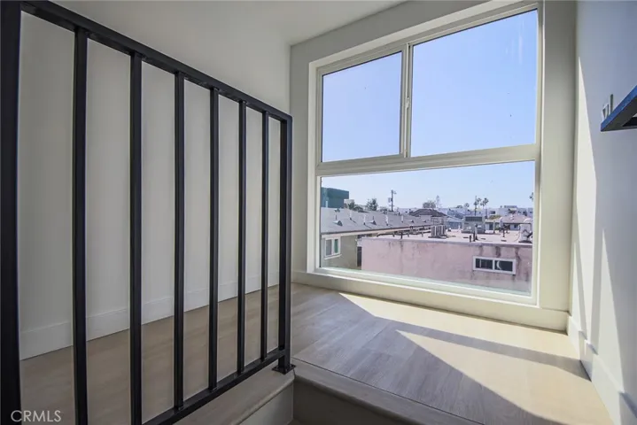 5263 Cartwright Avenue, North Hollywood, California 91601