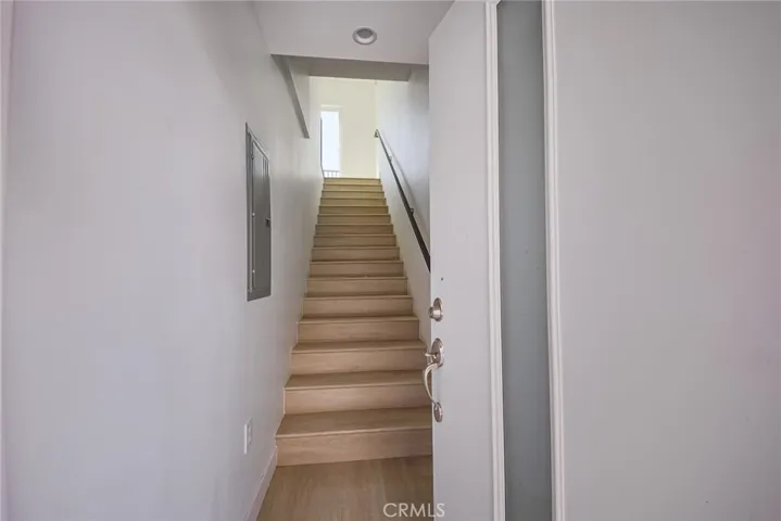 5263 Cartwright Avenue, North Hollywood, California 91601