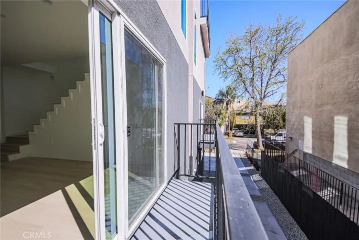 5263 Cartwright Avenue, North Hollywood, California 91601