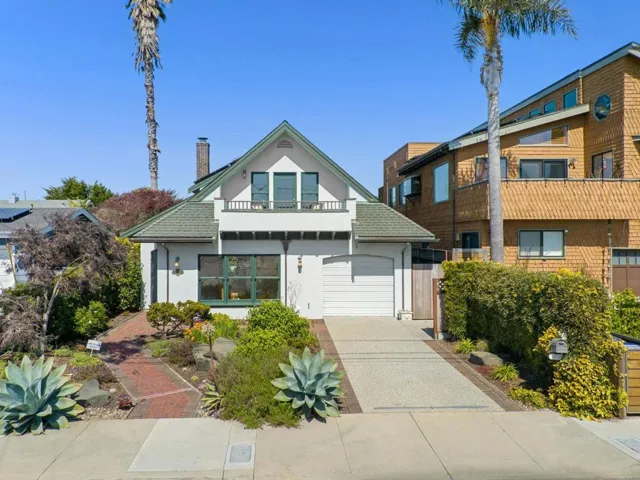 910 Pelton Avenue, Santa Cruz, California 95060