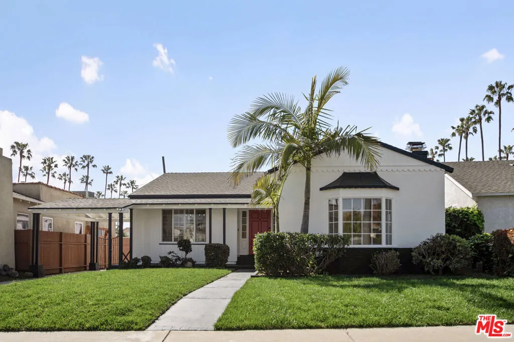 5218 Angeles Vista Boulevard, View Park, California 90043 home-pic-0