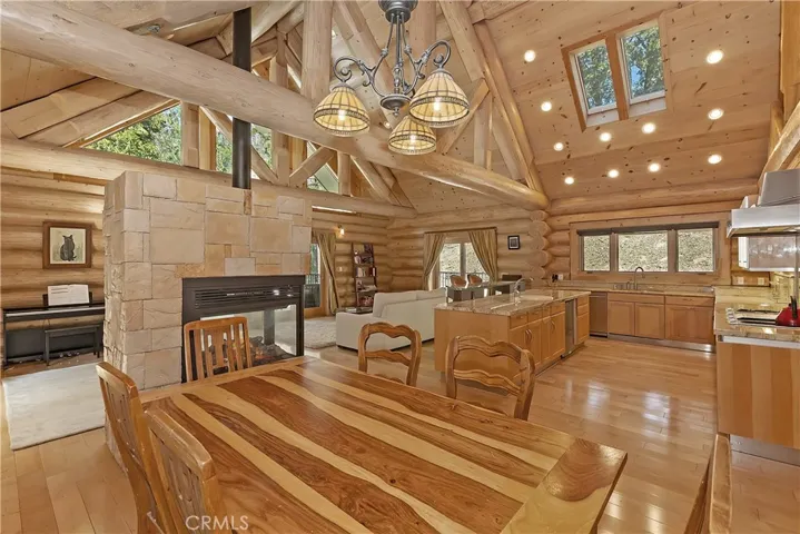 29388 Hook Creek Road, Cedar Glen, California 92321
