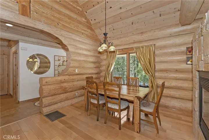 29388 Hook Creek Road, Cedar Glen, California 92321