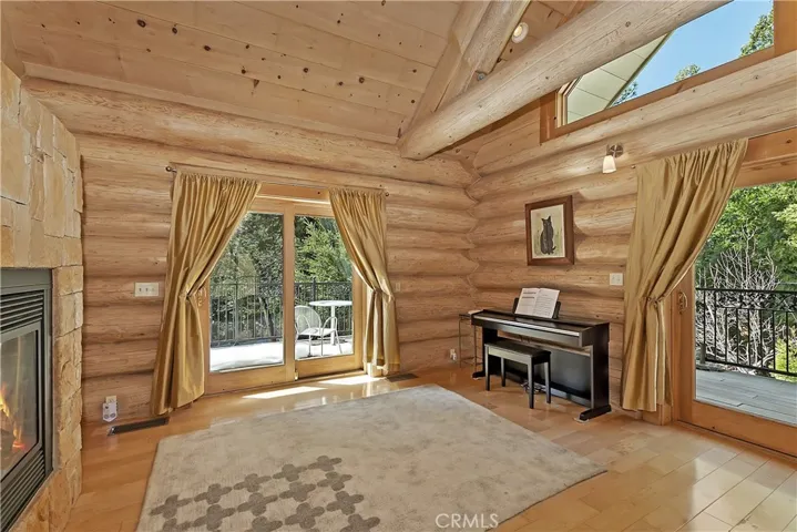 29388 Hook Creek Road, Cedar Glen, California 92321