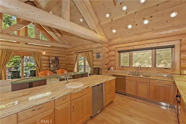 29388 Hook Creek Road, Cedar Glen, California 92321