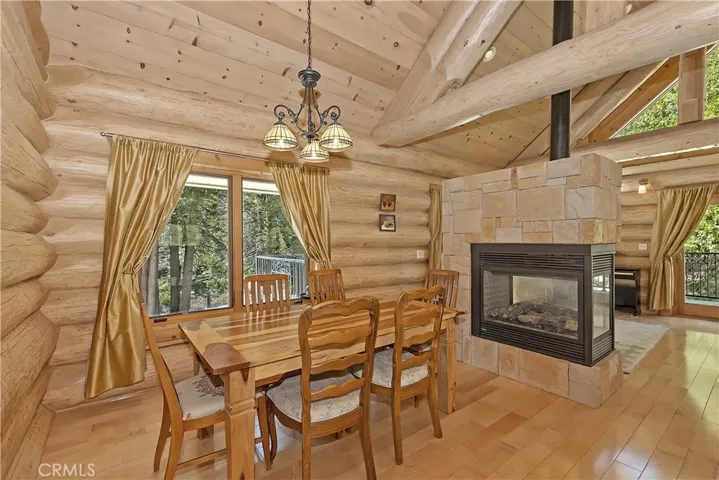 29388 Hook Creek Road, Cedar Glen, California 92321