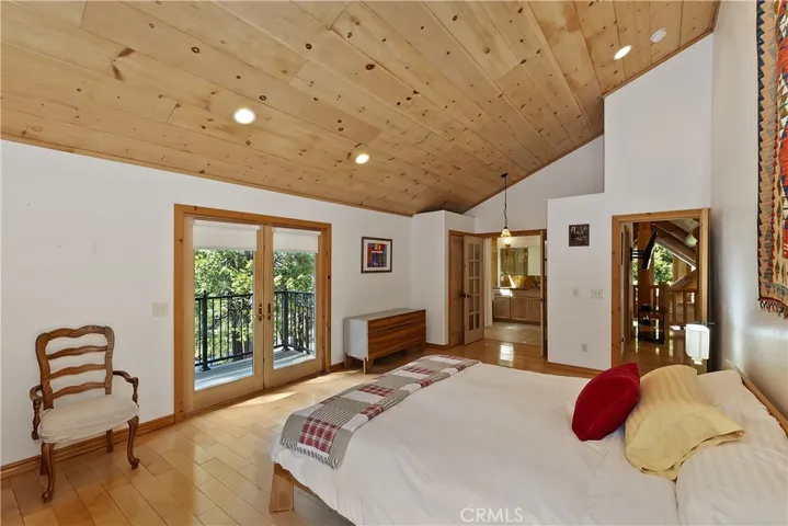 29388 Hook Creek Road, Cedar Glen, California 92321