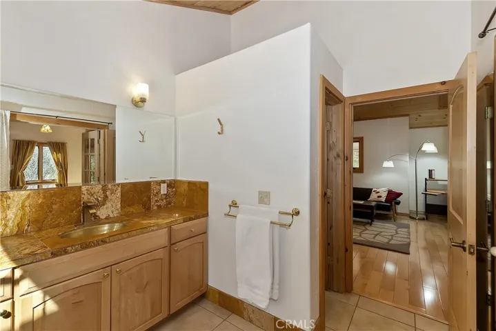 29388 Hook Creek Road, Cedar Glen, California 92321