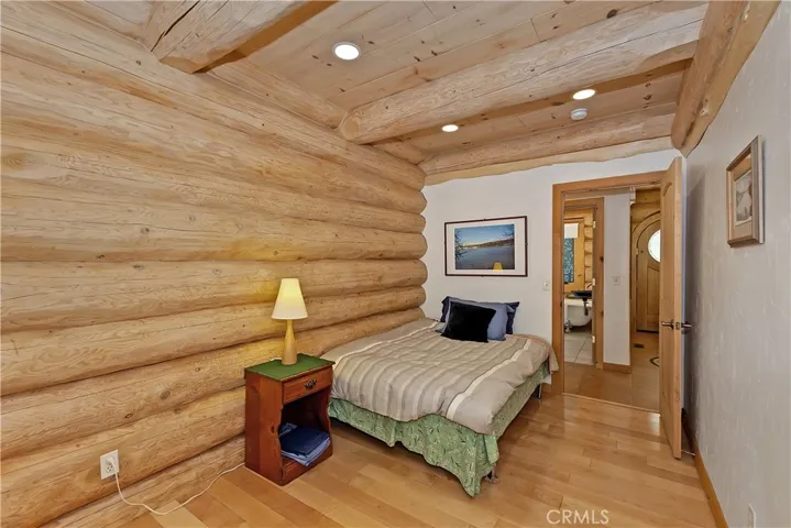 29388 Hook Creek Road, Cedar Glen, California 92321