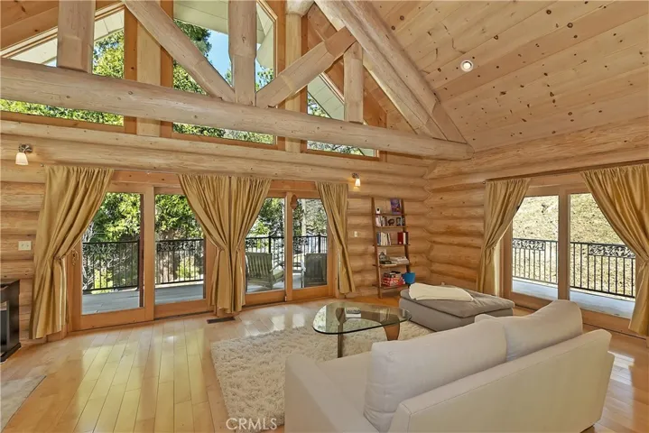 29388 Hook Creek Road, Cedar Glen, California 92321
