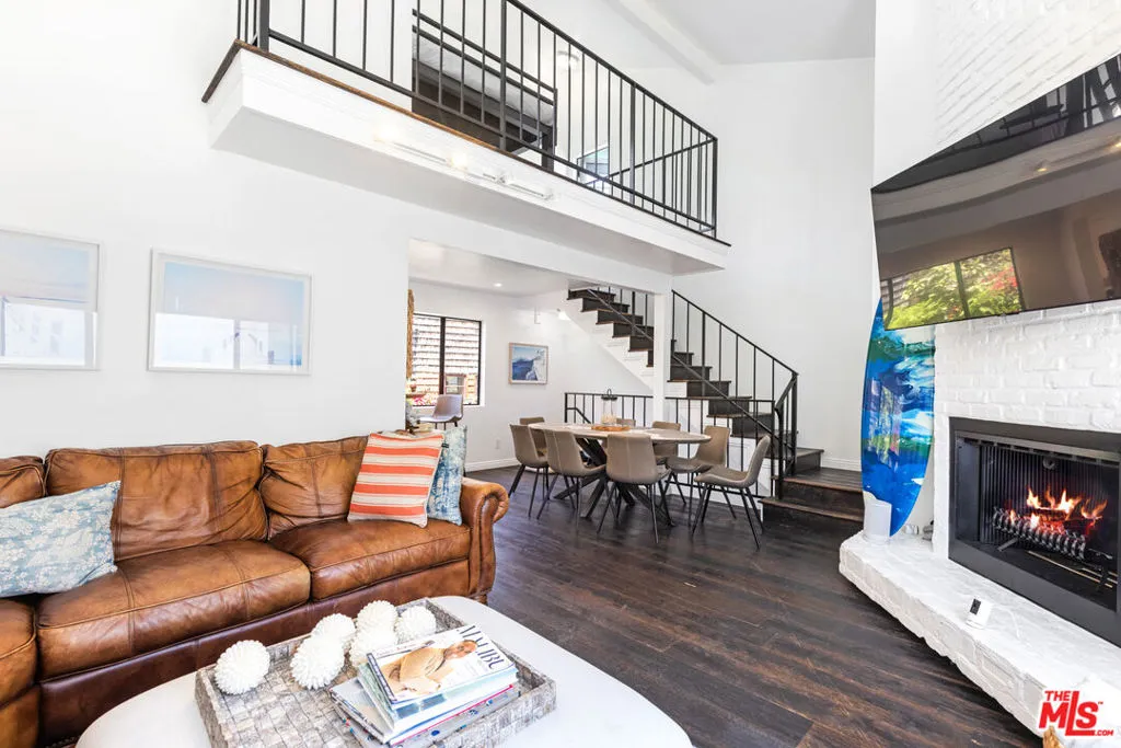 29231 Heathercliff Road 2, Malibu, California 90265, 1 Bedroom Bedrooms, ,2 BathroomsBathrooms,Residential Lease,For Rent,HEATHERCLIFF,25516193