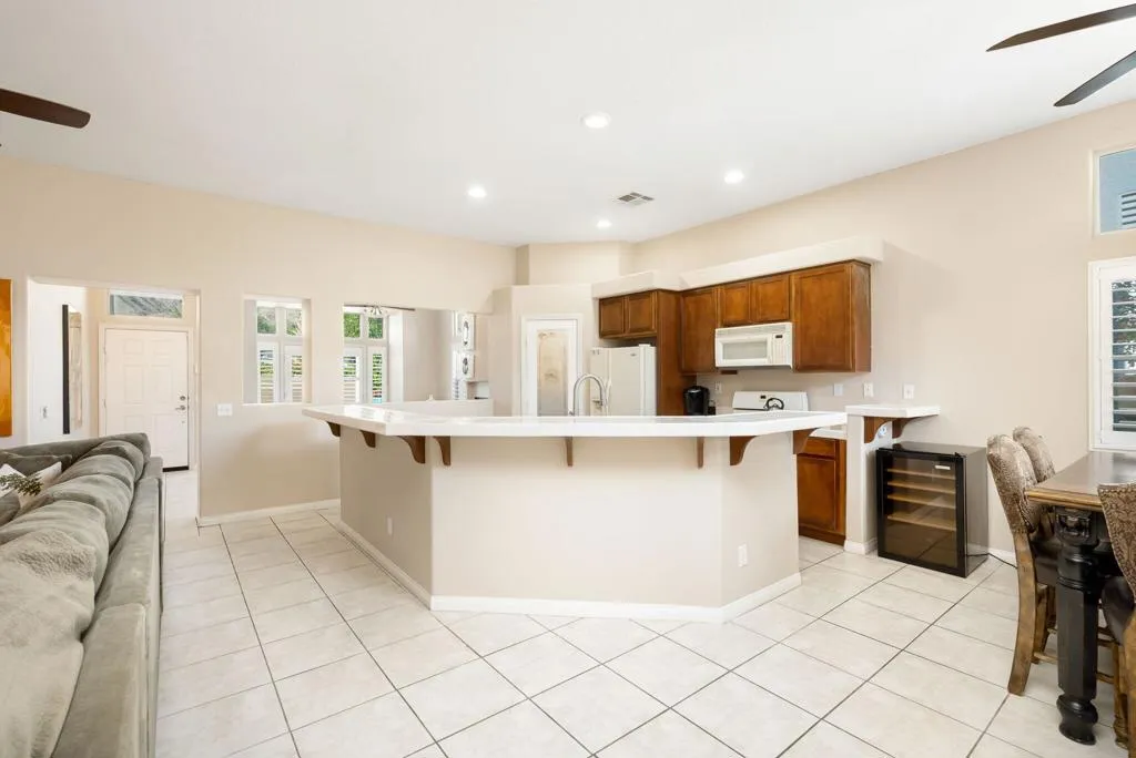 54620 Avenida Obregon, La Quinta, California 92253 home-pic-8