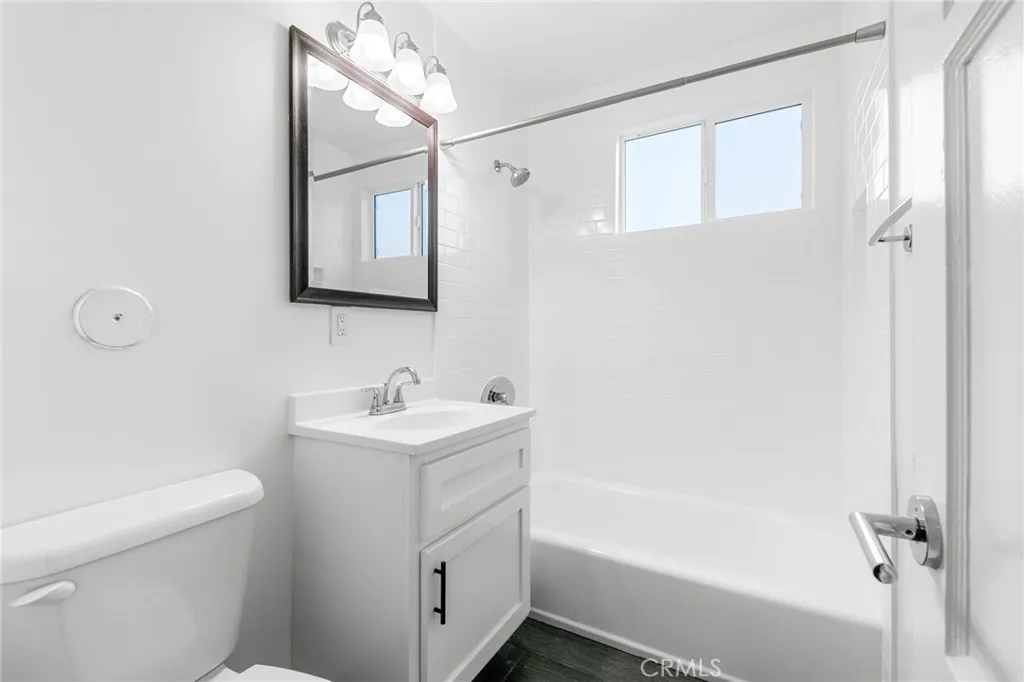 5120 E Livingston Drive, Long Beach, California 90803 home-pic-7