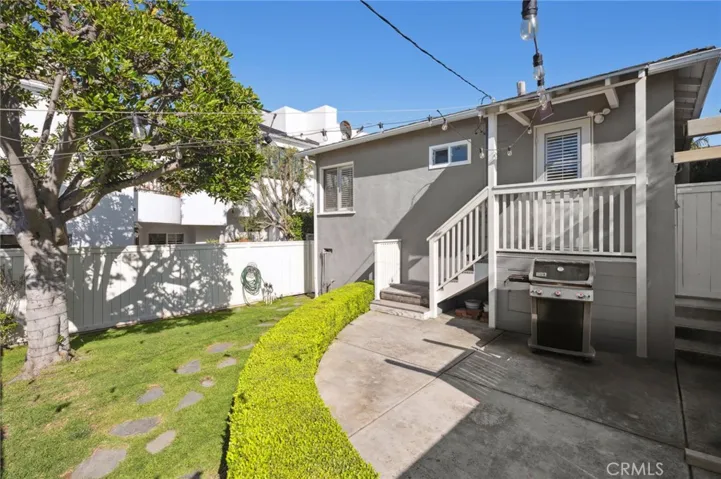425 Dahlia Avenue, Corona Del Mar, California 92625