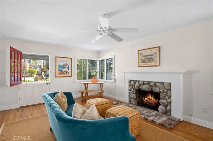 425 Dahlia Avenue, Corona Del Mar, California 92625