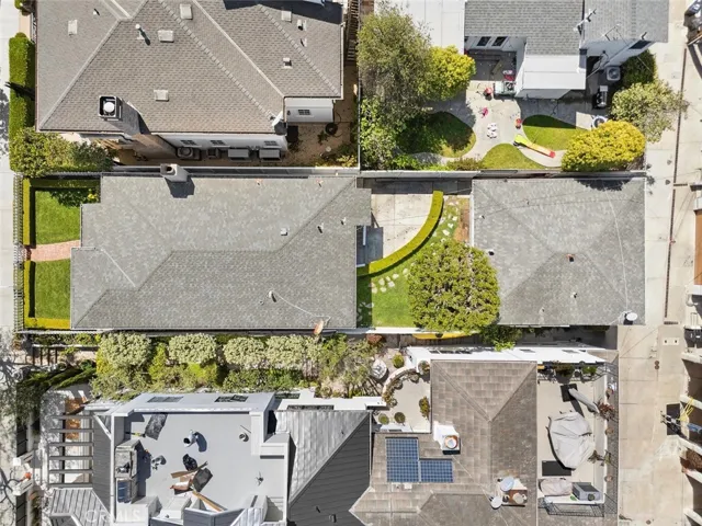 425 Dahlia Avenue, Corona Del Mar, California 92625