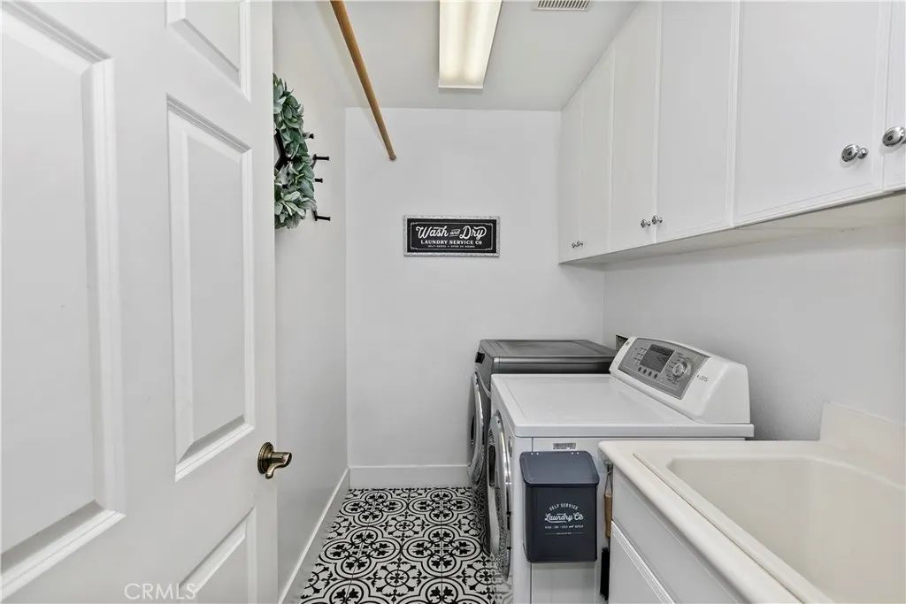 37071 Tree Ridge Drive, Murrieta, California 92563 home-pic-18