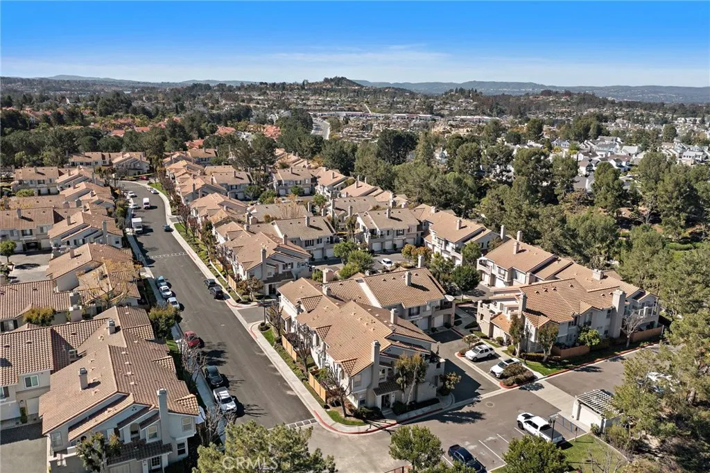 262 California Court, Mission Viejo, California 92692 home-pic-39