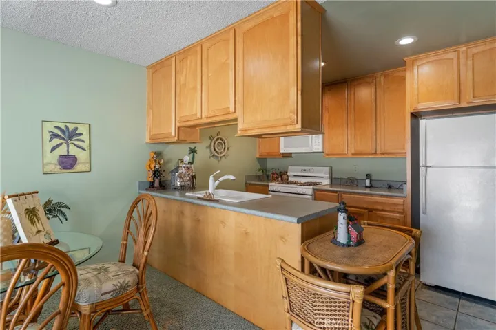 Left Unit