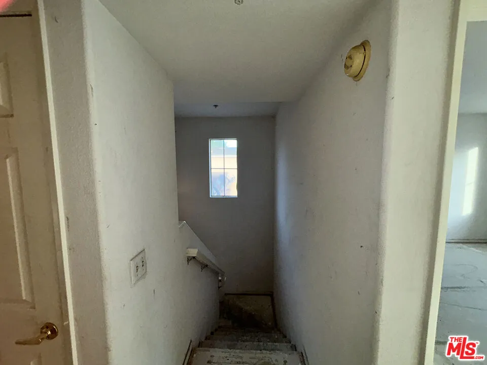 25332 Baycrest Court A, Harbor City, California 90710 home-pic-52