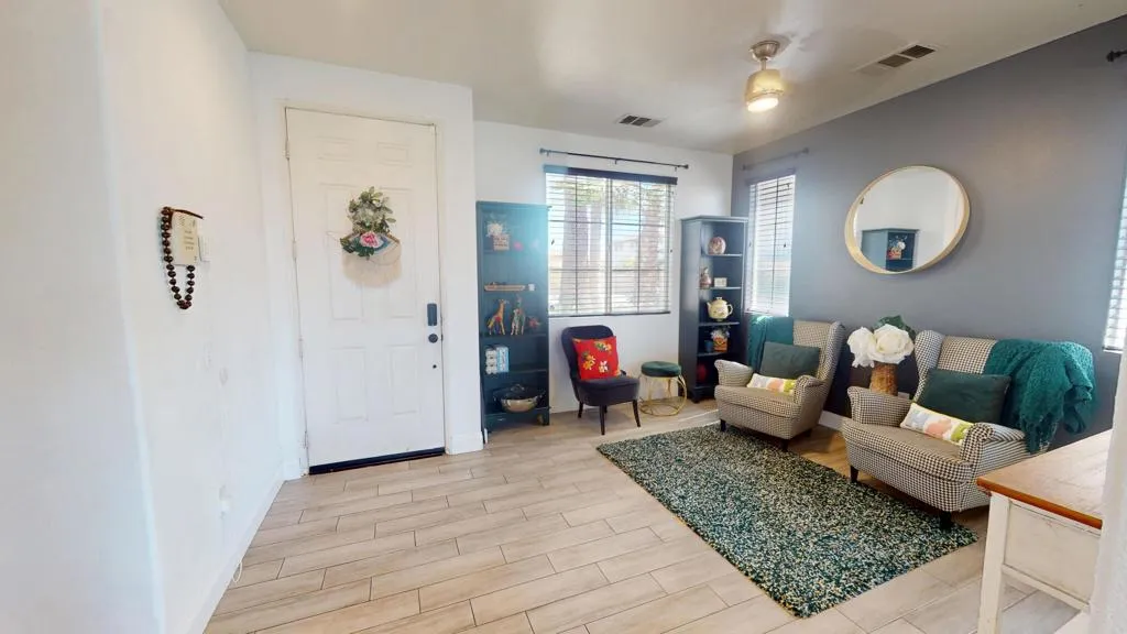 41843 Napoli Street, Indio, California 92203 home-pic-4