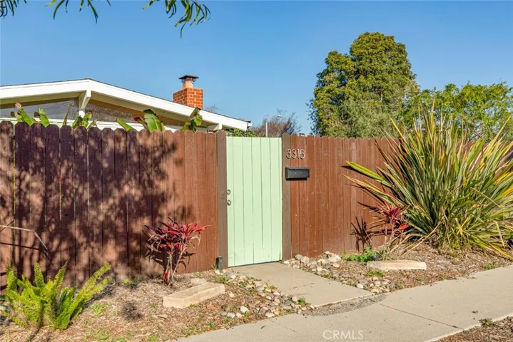3315 Stevely Avenue, Long Beach, California 90808