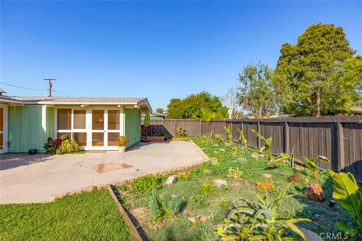 3315 Stevely Avenue, Long Beach, California 90808