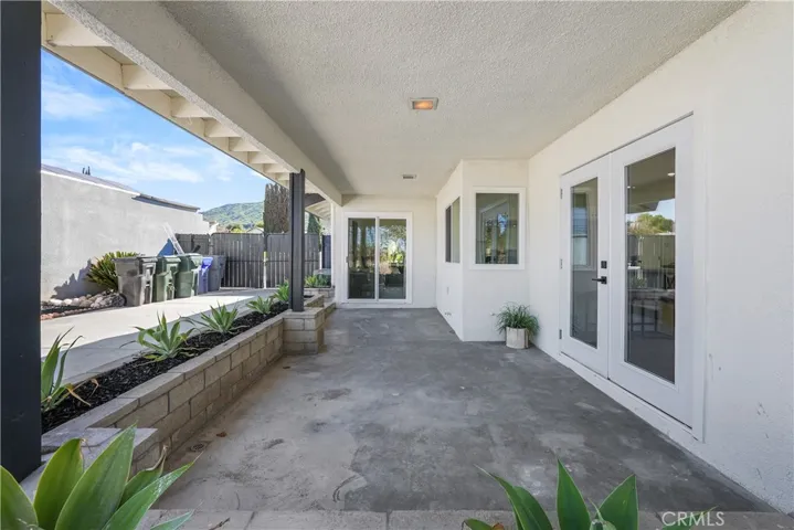 12586 Warbler Avenue, Grand Terrace, California 92313