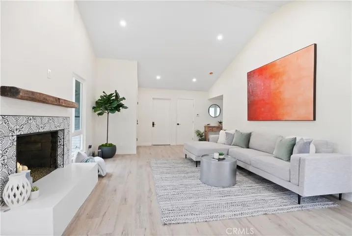 12586 Warbler Avenue, Grand Terrace, California 92313