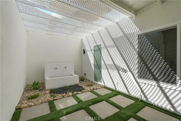 12586 Warbler Avenue, Grand Terrace, California 92313