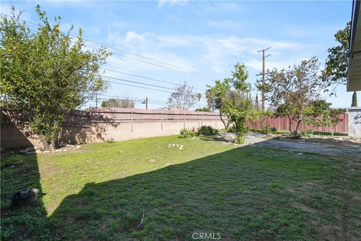 12586 Warbler Avenue, Grand Terrace, California 92313