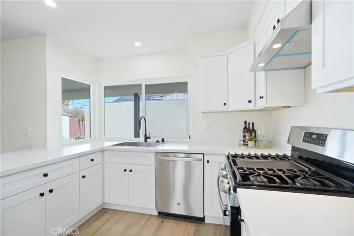 12586 Warbler Avenue, Grand Terrace, California 92313