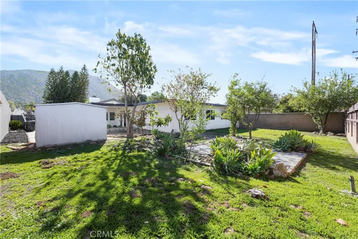 12586 Warbler Avenue, Grand Terrace, California 92313