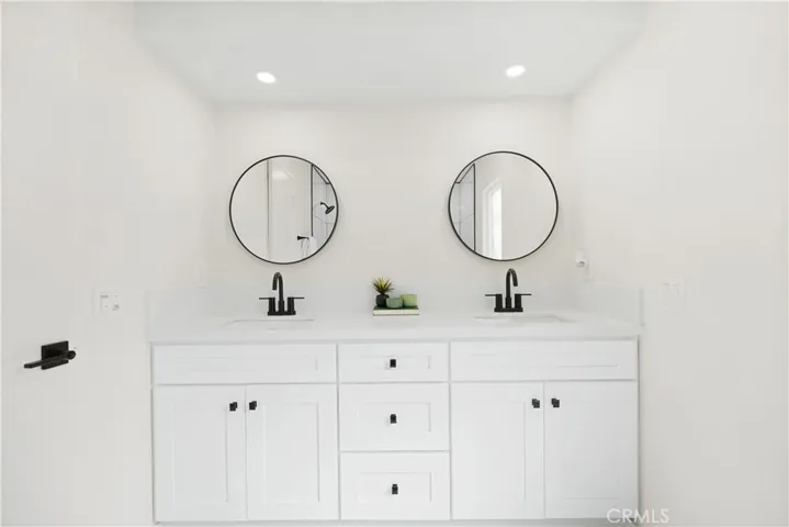 12586 Warbler Avenue, Grand Terrace, California 92313