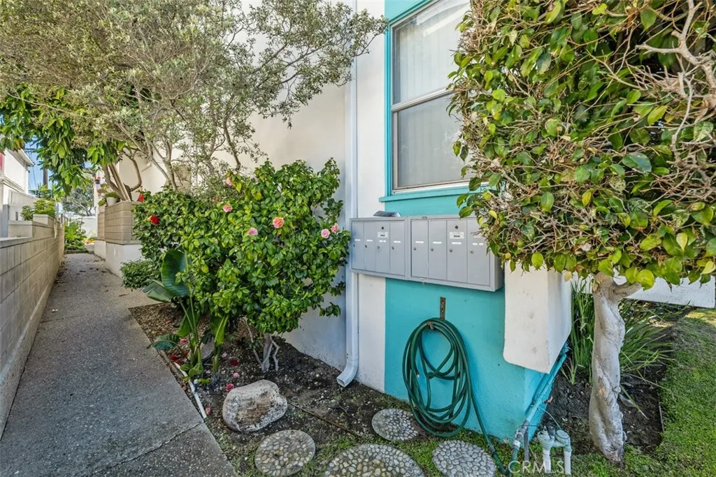 1716 Camino De La Costa, Redondo Beach, California 90277 home-pic-8