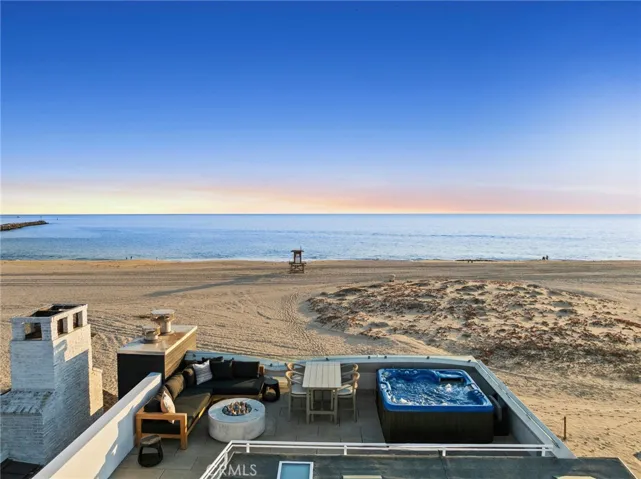 2144 E Oceanfront, Newport Beach, California 92661
