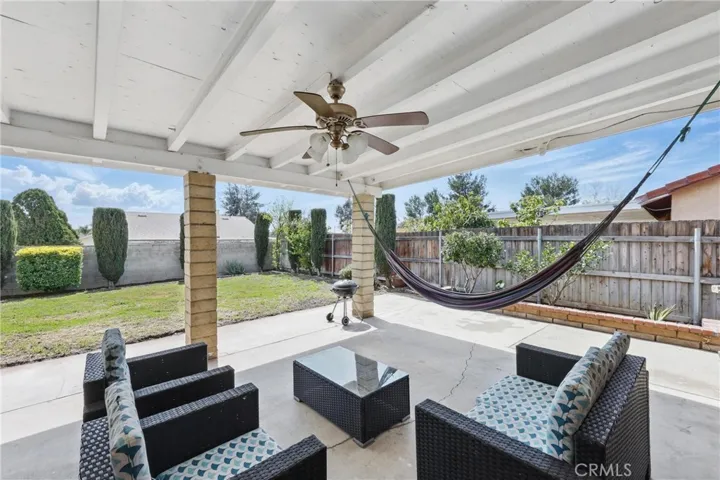14761 Hawthorne Avenue, Fontana, California 92335