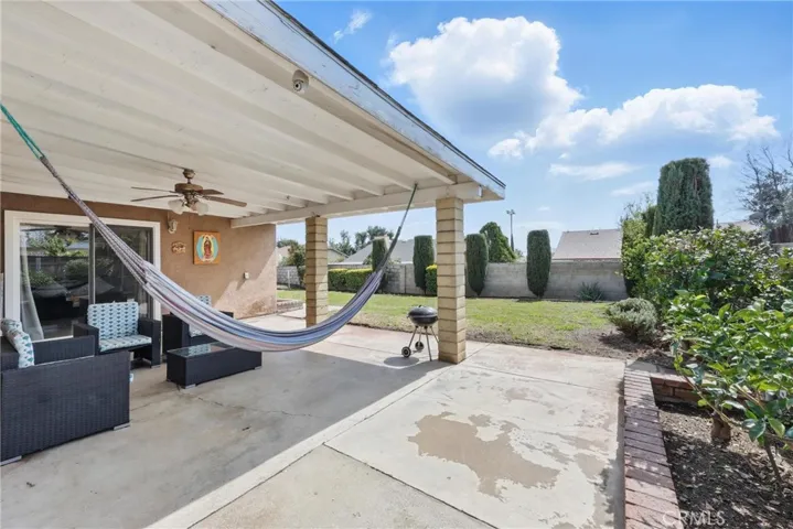 14761 Hawthorne Avenue, Fontana, California 92335
